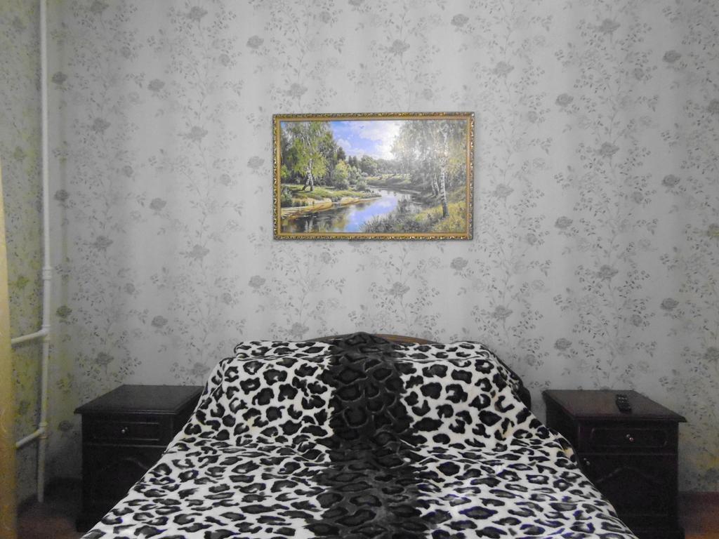 Hostel Dom Izjevsk Kamer foto